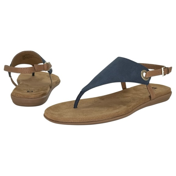 White Mountain London Navy Faux Leather Womens Thong Sandals Size 10M - Picture 9 of 12